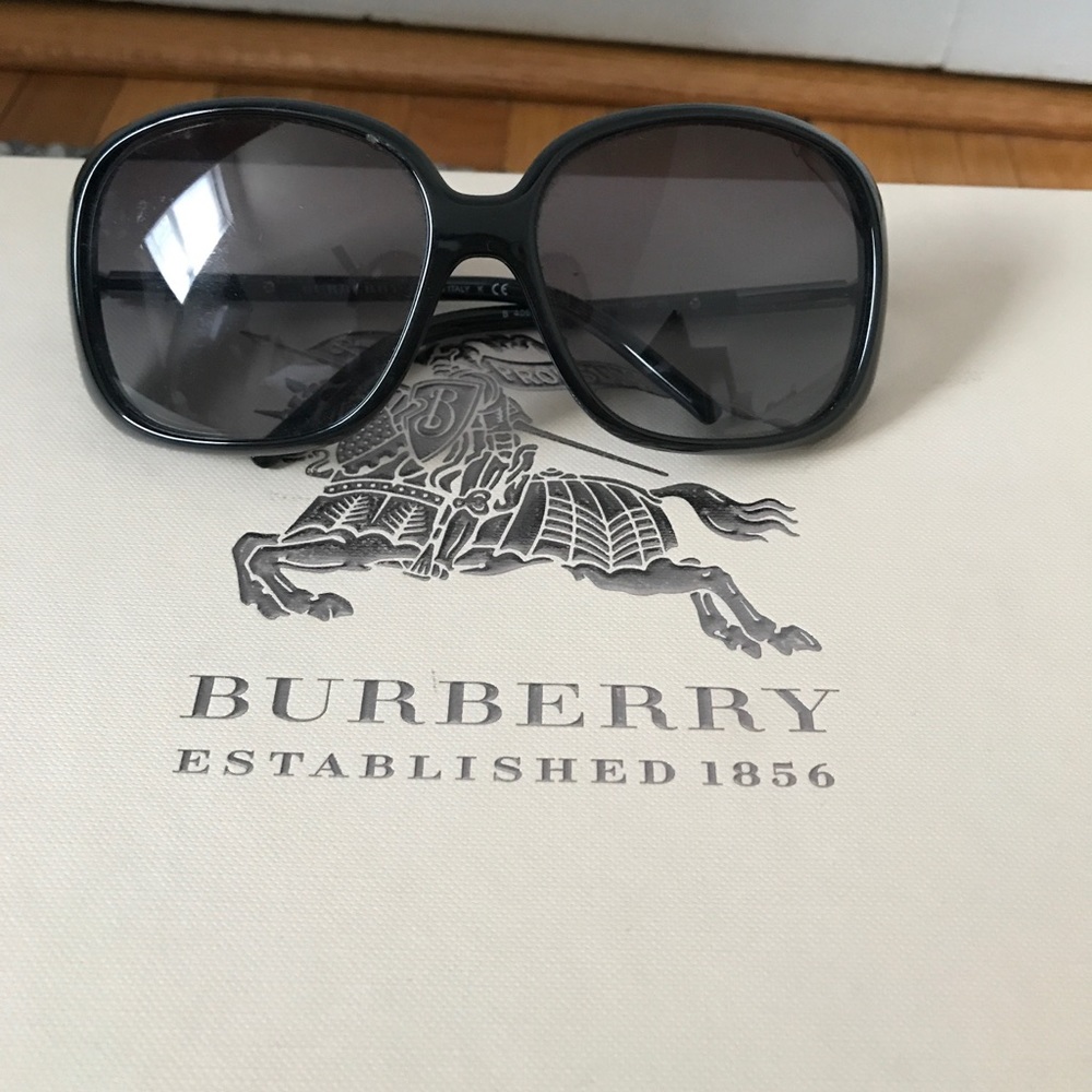 Burberry Sunglasses